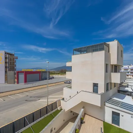 Ocean Pearl - Luxury Penthouse By Rent Holiday home